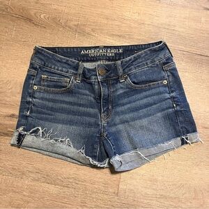 American Eagle Blue Stretch Short 4 EUC